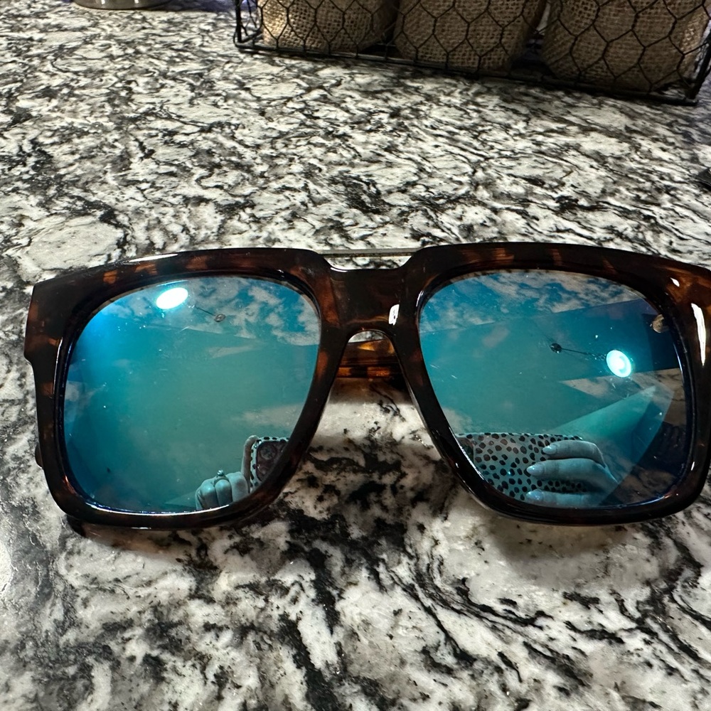Quay Sunglasses